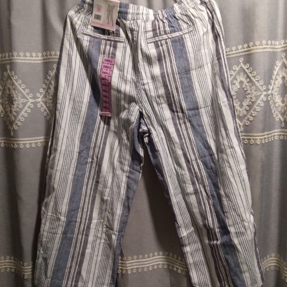Women's Beachlunchlounge Capris small NWT - Picture 3 of 3